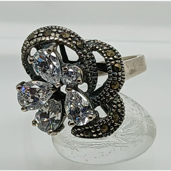 Vintage Jewelry - 1990's Vintage Antique-Style Marcasite Sterling Silver Diamond CZ Size Ring 8.5